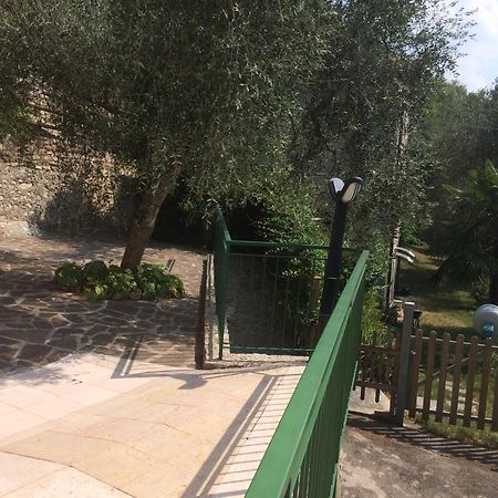 Appartamento Cadelagnel Castelletto Di Brenzone Exterior photo