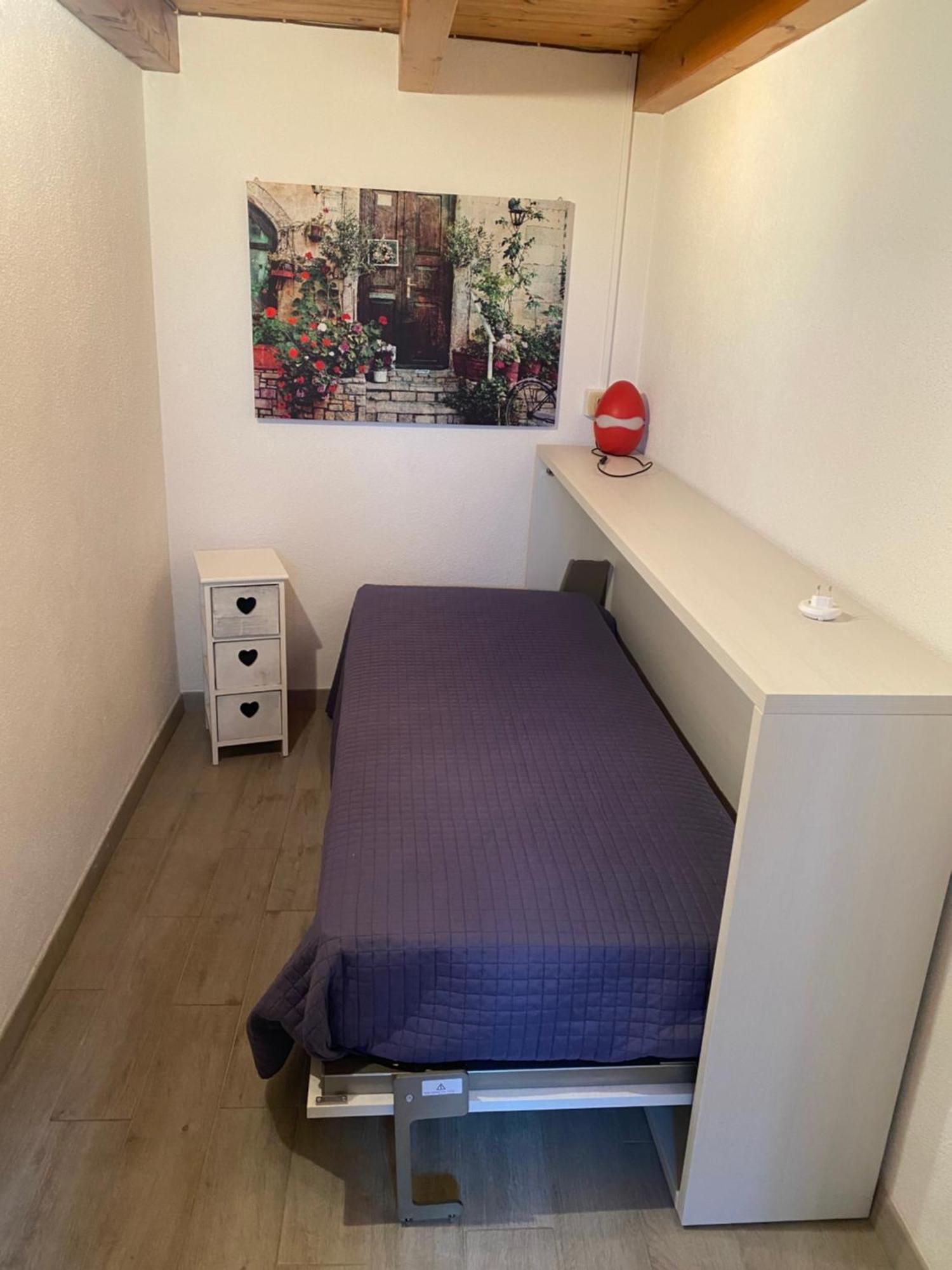 Appartamento Cadelagnel Castelletto Di Brenzone Exterior photo