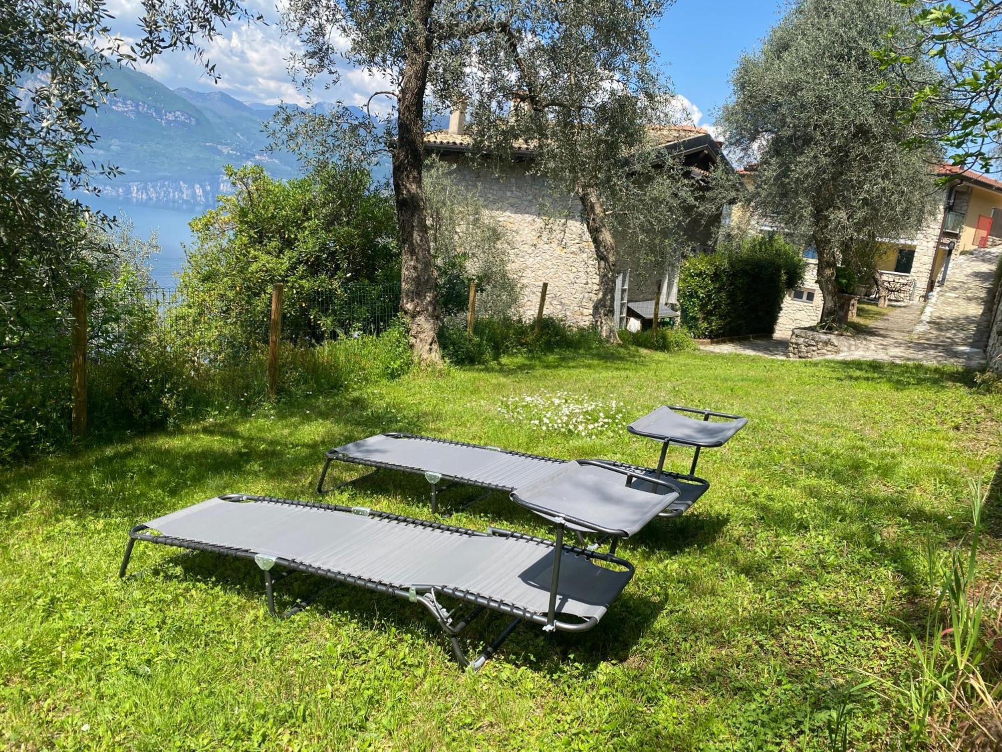 Appartamento Cadelagnel Castelletto Di Brenzone Exterior photo