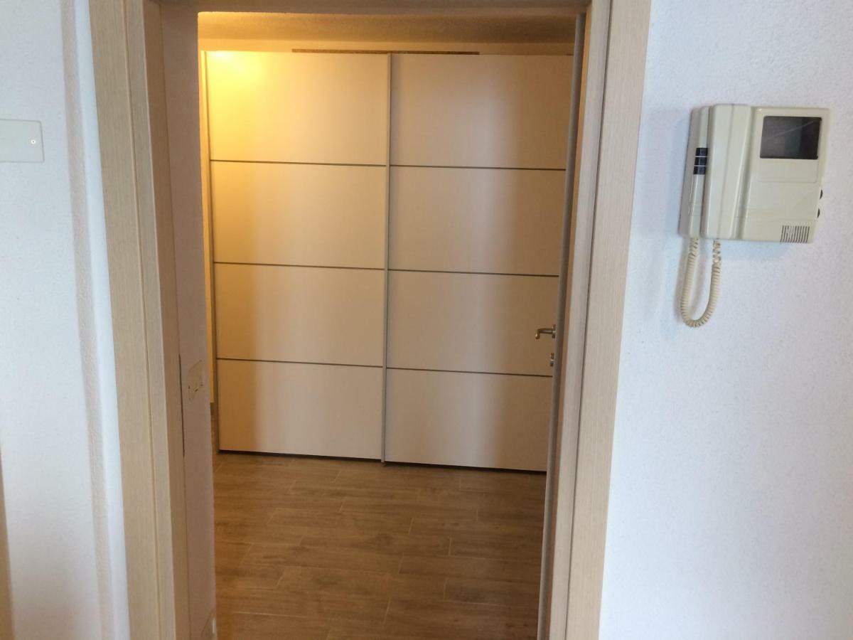 Appartamento Cadelagnel Castelletto Di Brenzone Exterior photo