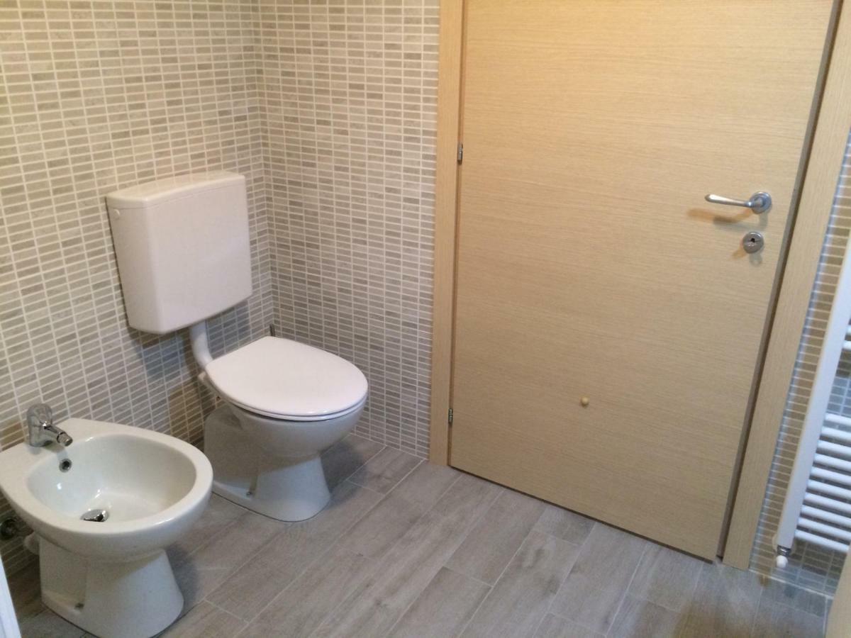 Appartamento Cadelagnel Castelletto Di Brenzone Exterior photo