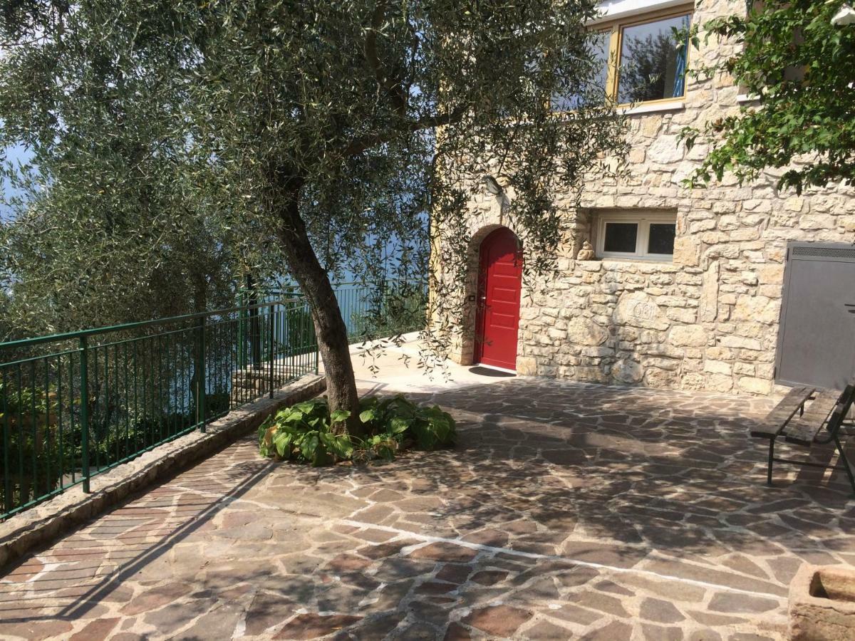 Appartamento Cadelagnel Castelletto Di Brenzone Exterior photo