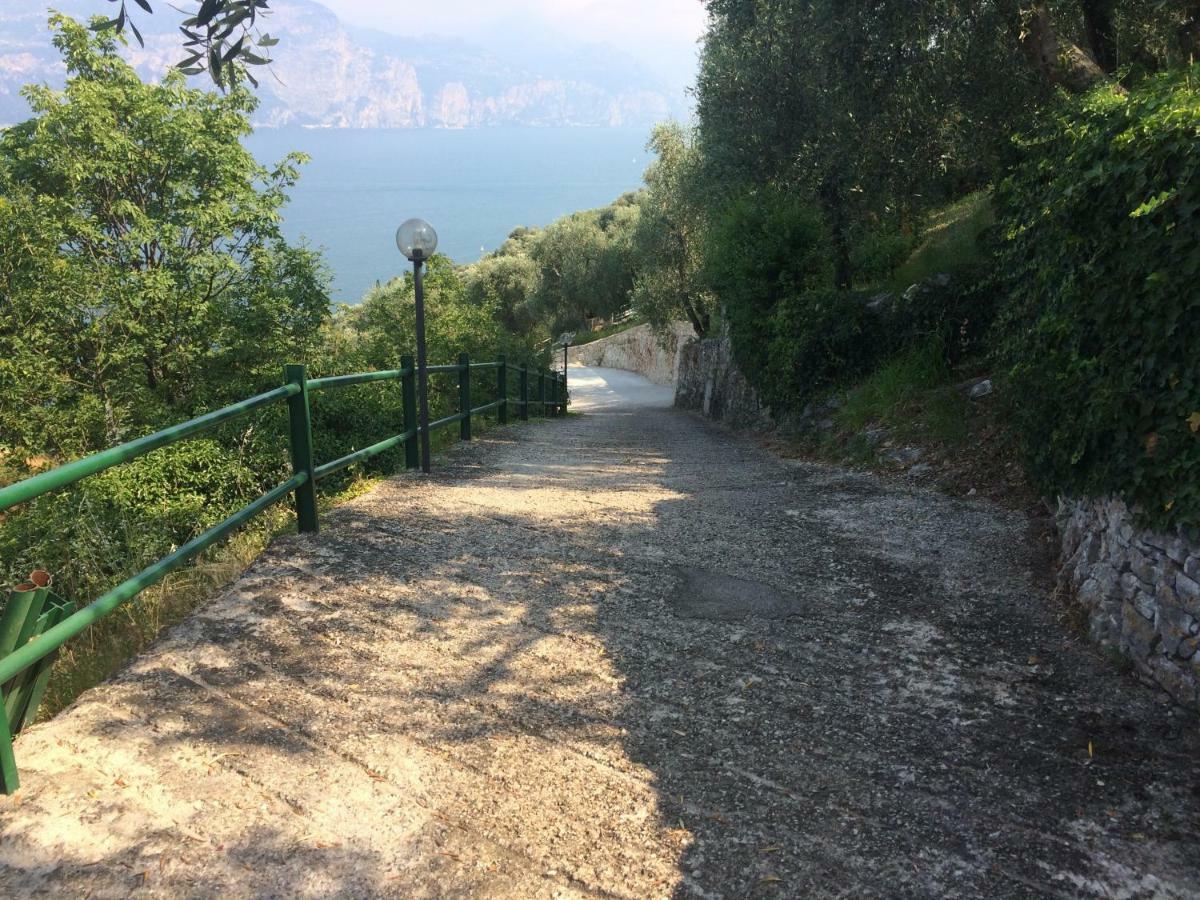 Appartamento Cadelagnel Castelletto Di Brenzone Exterior photo